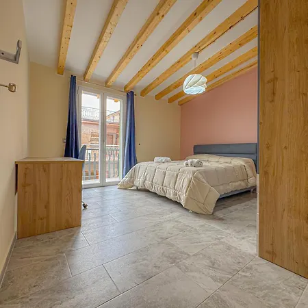 Tono House * Paterno (Sicily)