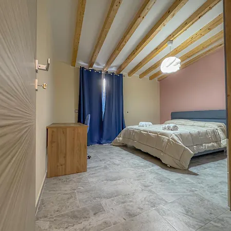 Tono House Paterno